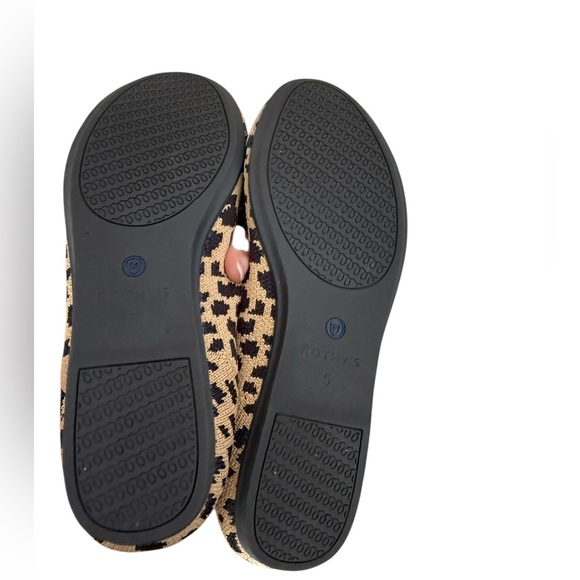 Rothy’s The Leopard Print Flats | Size 5 - Picture 2 of 3